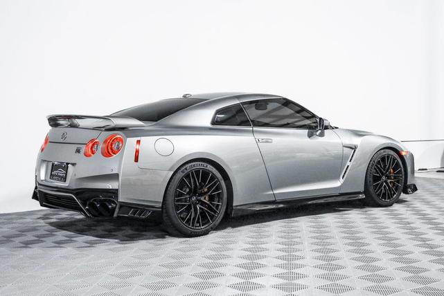 Nissan GT-R 2021