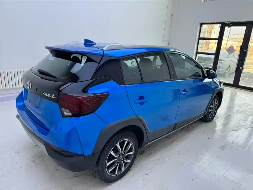 Toyota Yaris 2021
