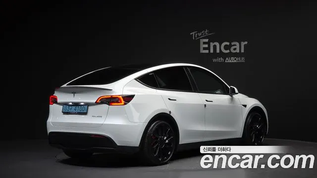 Tesla Model Y 2022