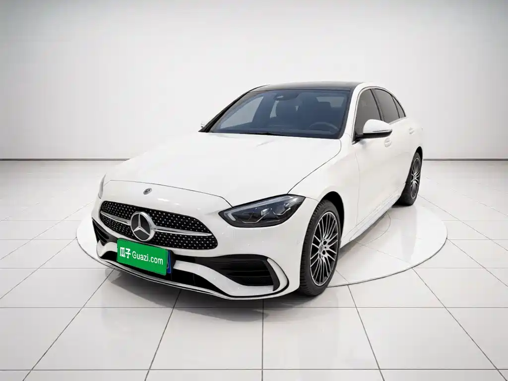 Mercedes-Benz C-Класс 2024
