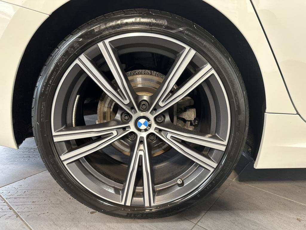 BMW 320 2022
