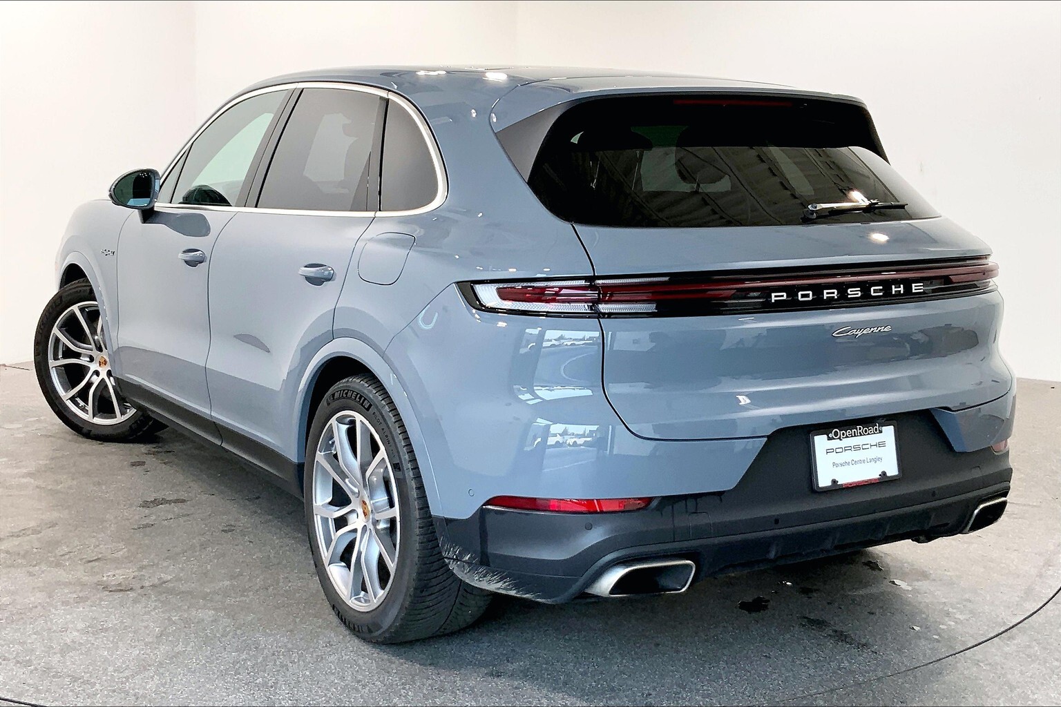 Porsche Cayenne 2025