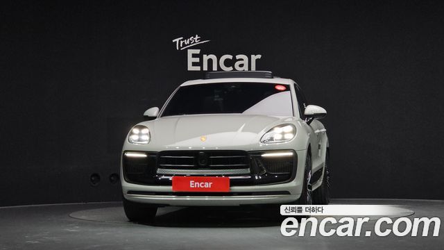Porsche Macan 2022
