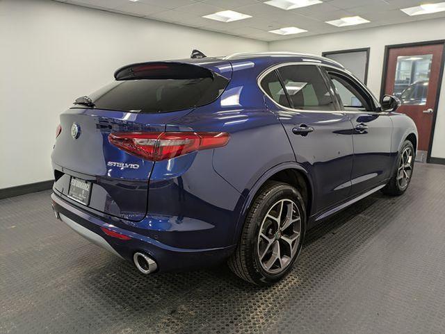 Alfa Romeo Stelvio 2021