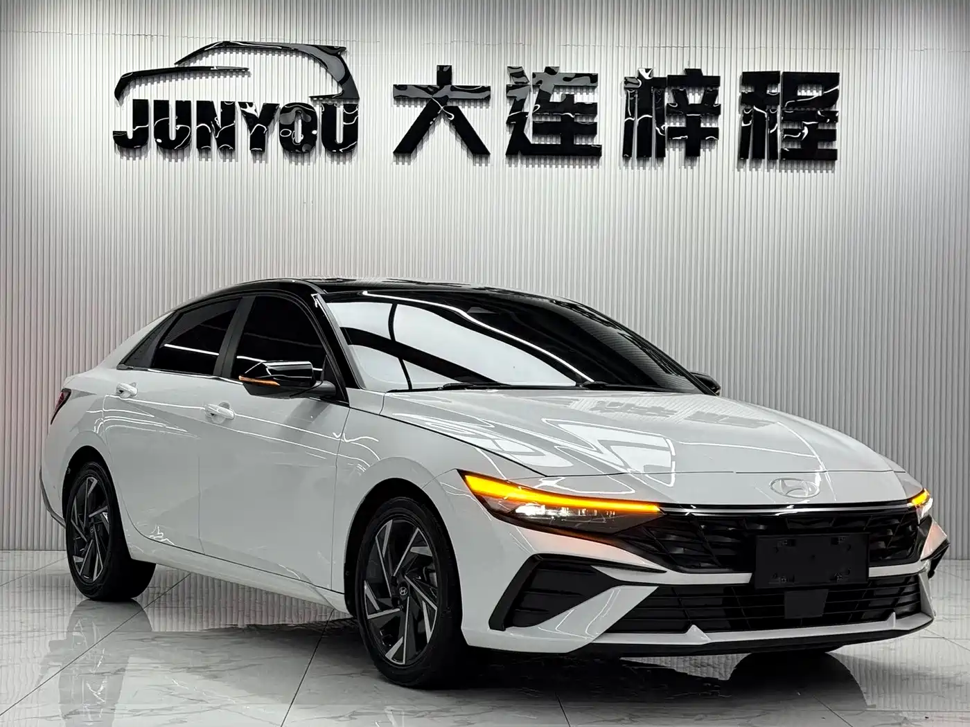 Hyundai Elantra 2023