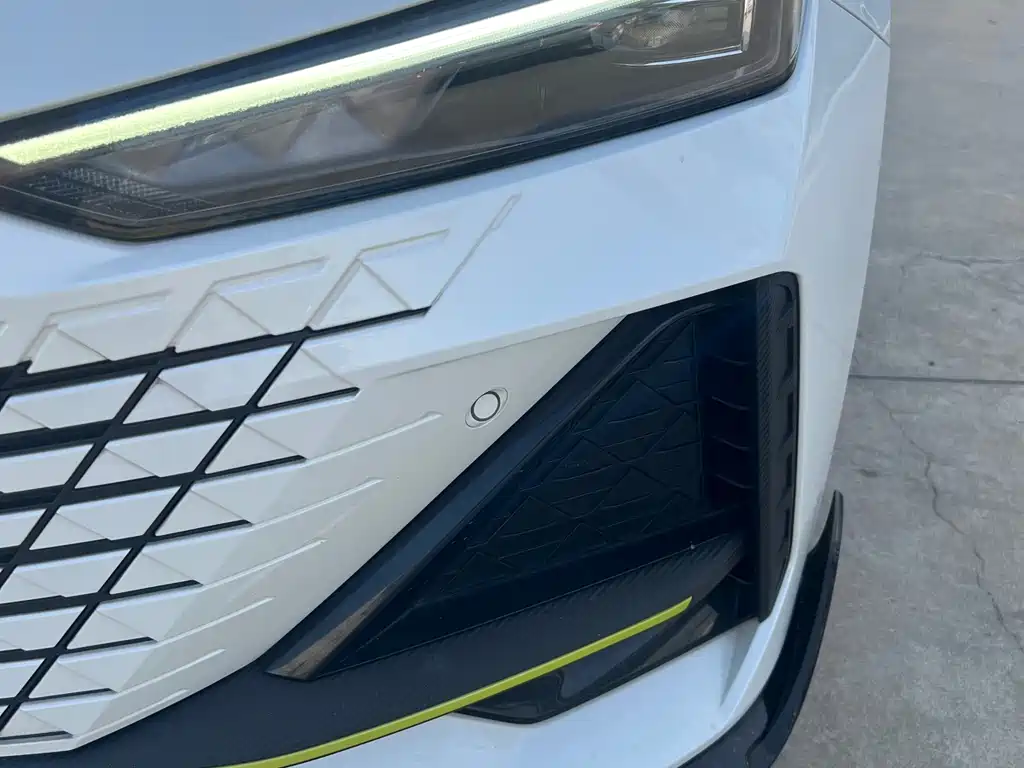 Changan UNI-V 2023