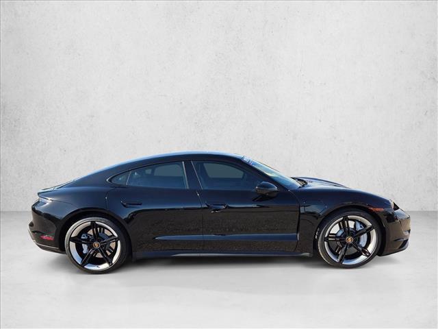 Porsche Taycan 2022