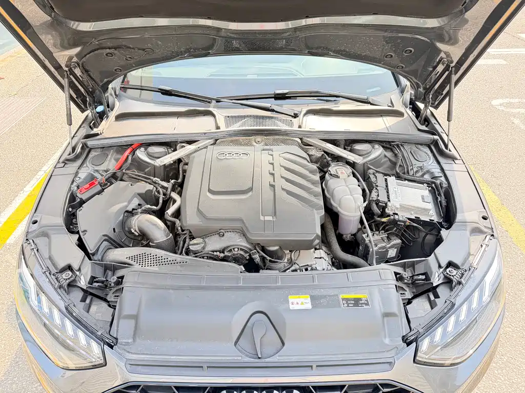 Audi A4 2024