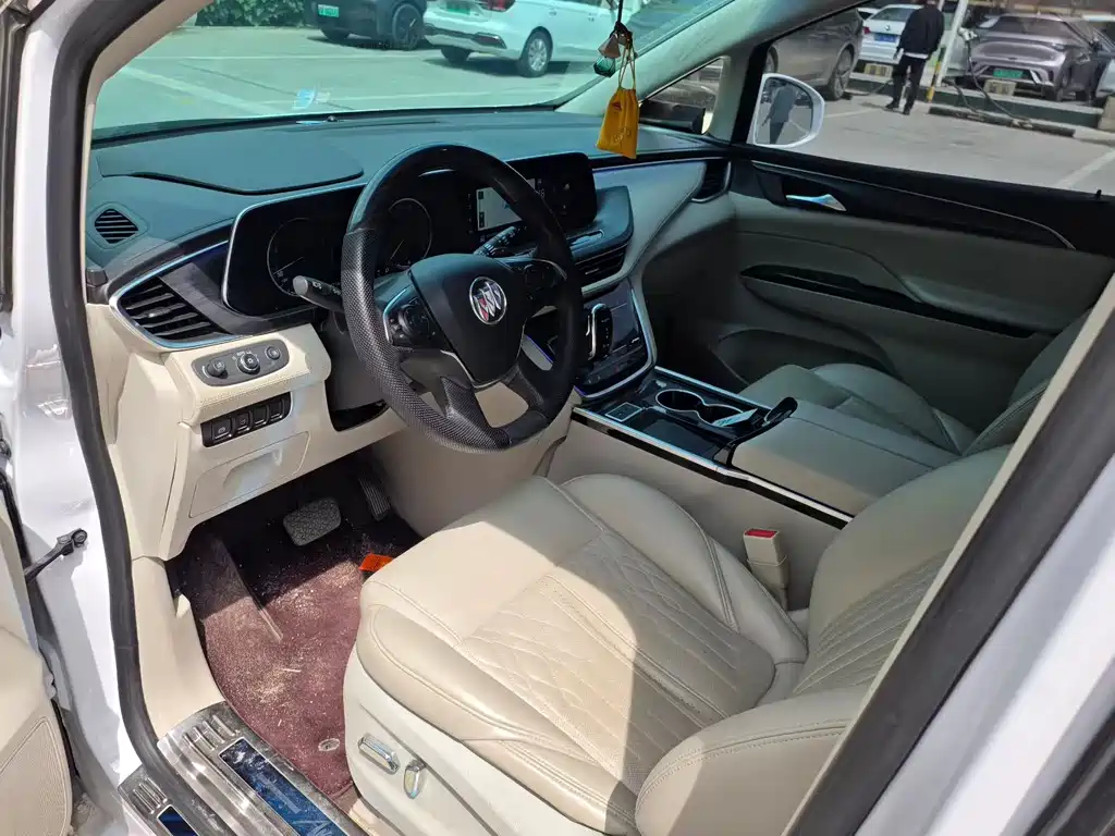 Buick GL8 2022