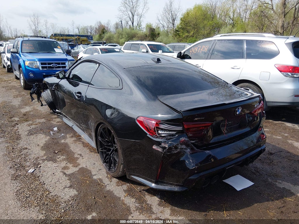 BMW M4 2025