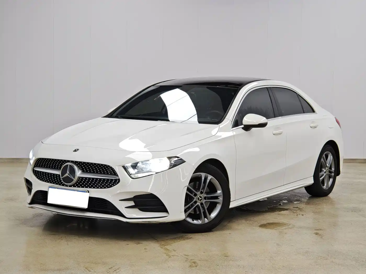 Mercedes-Benz A-Класс 2023