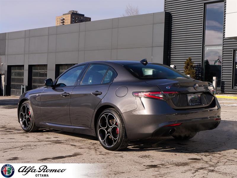 Alfa Romeo Giulia 2024