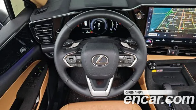 Lexus NX 2024