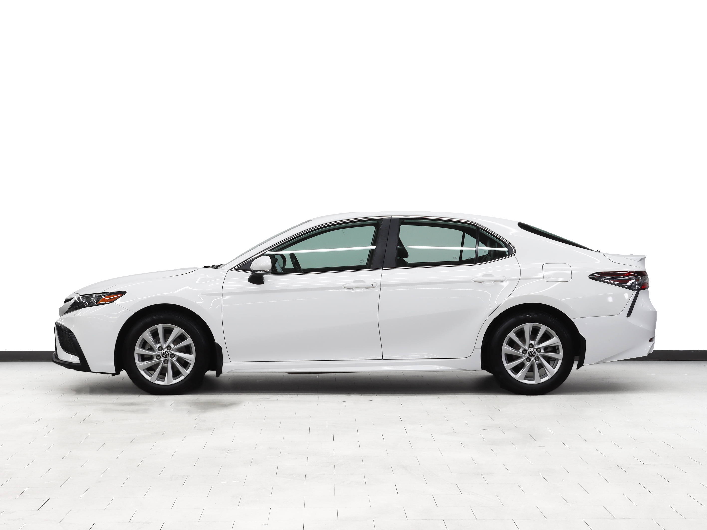 Toyota Camry 2023