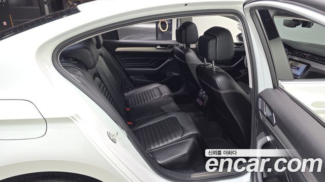 Volkswagen Passat 2022