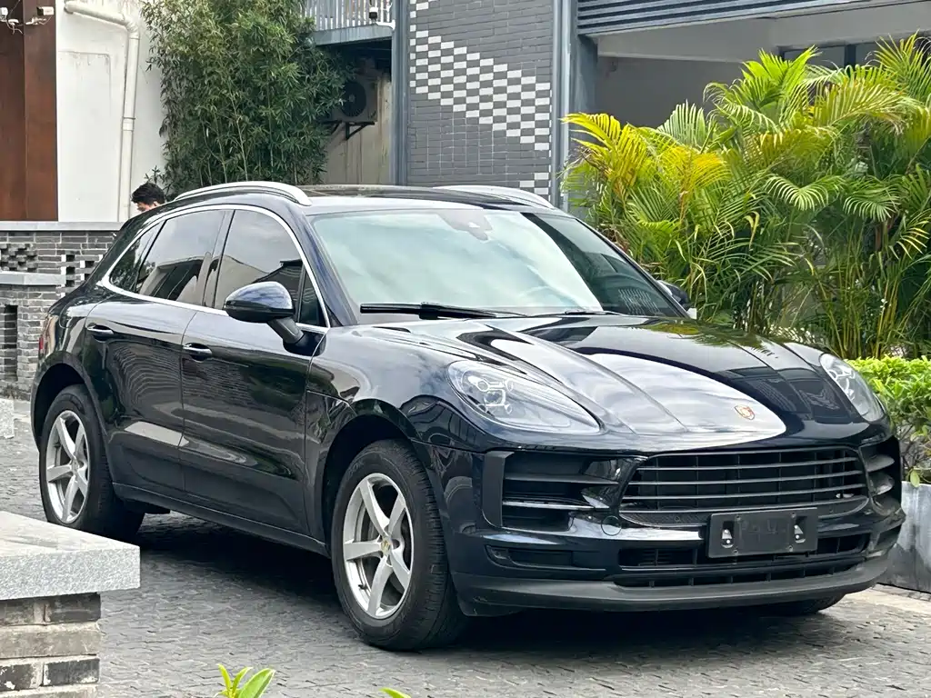 Porsche Macan 2020