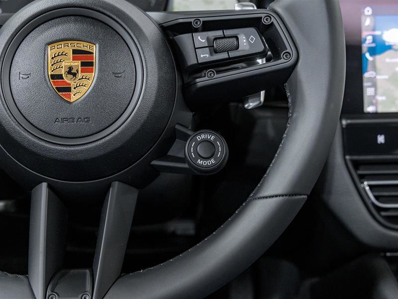 Porsche Macan 2025