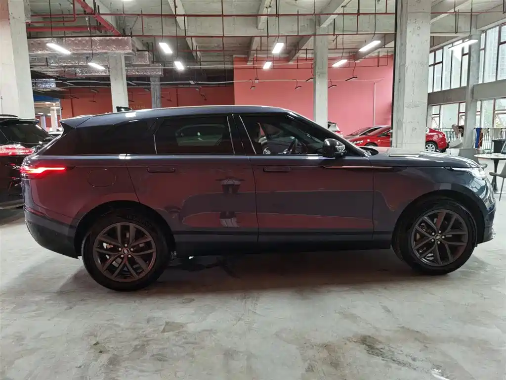 Land Rover Range Rover Velar 2024