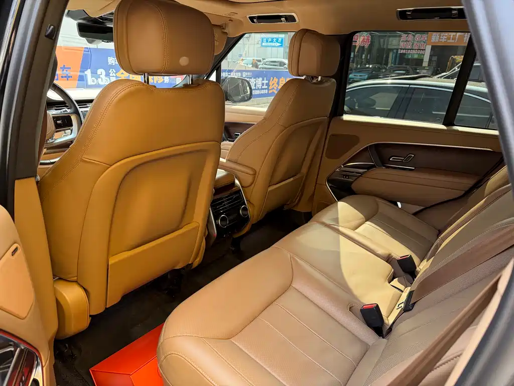 Land Rover Range Rover 2024