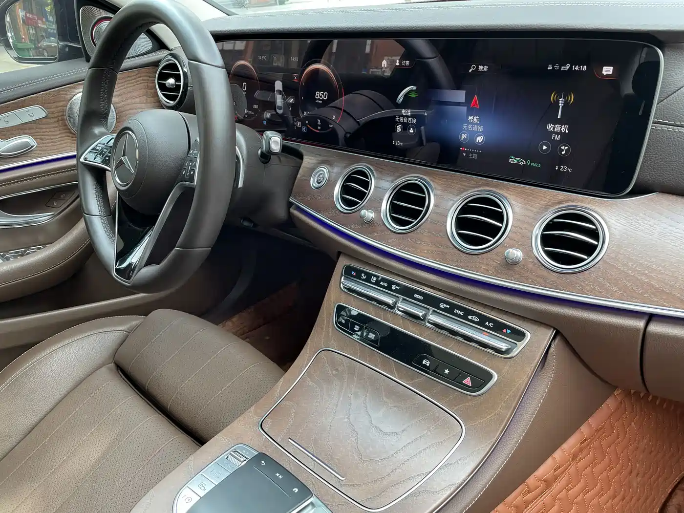 Mercedes-Benz E-Класс 2023
