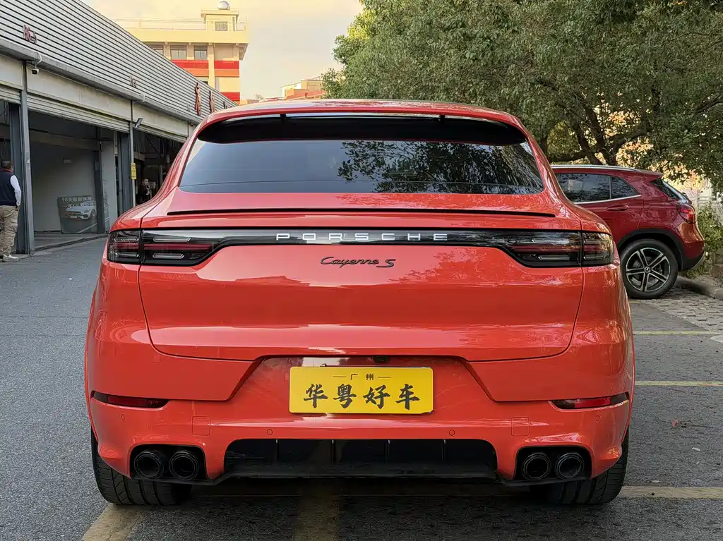 Porsche Cayenne 2020