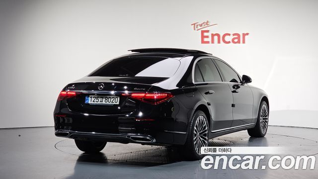 Mercedes-Benz S-Класс 2022