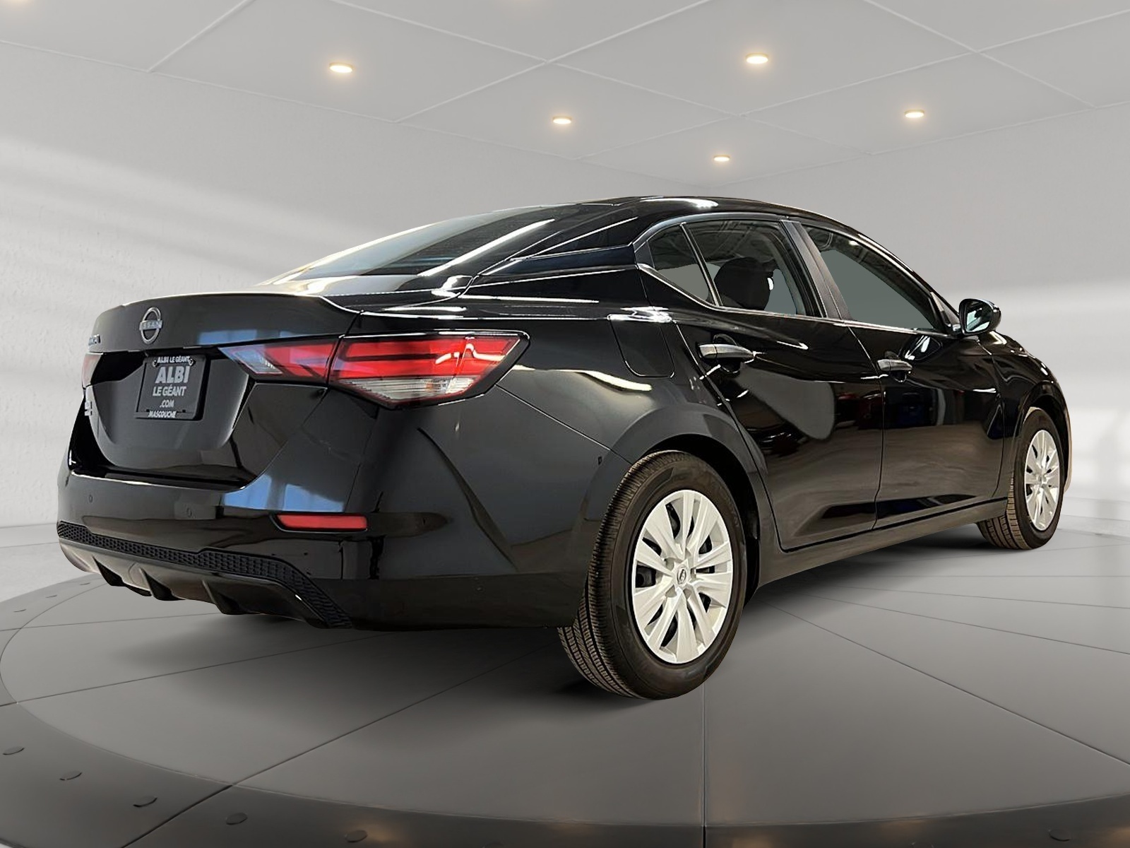 Nissan Sentra 2024