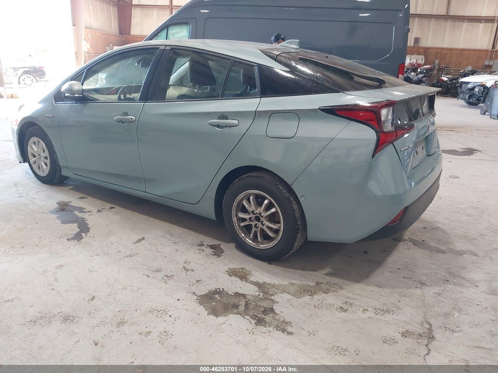 Toyota Prius 2021