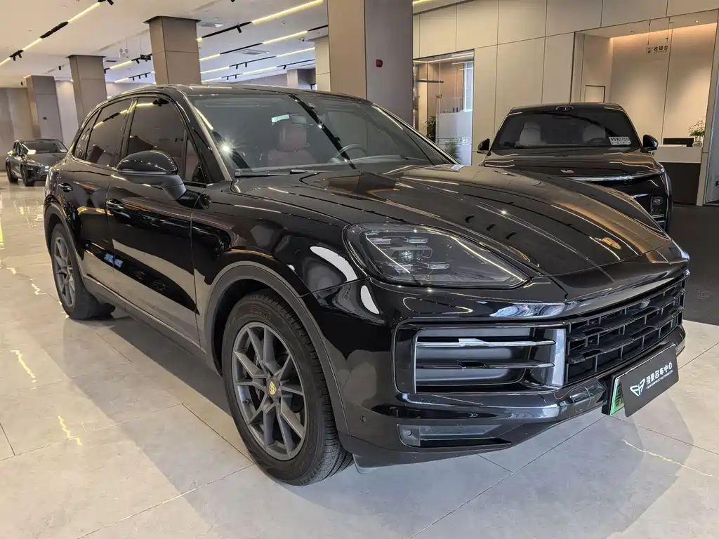 Porsche Cayenne 2024