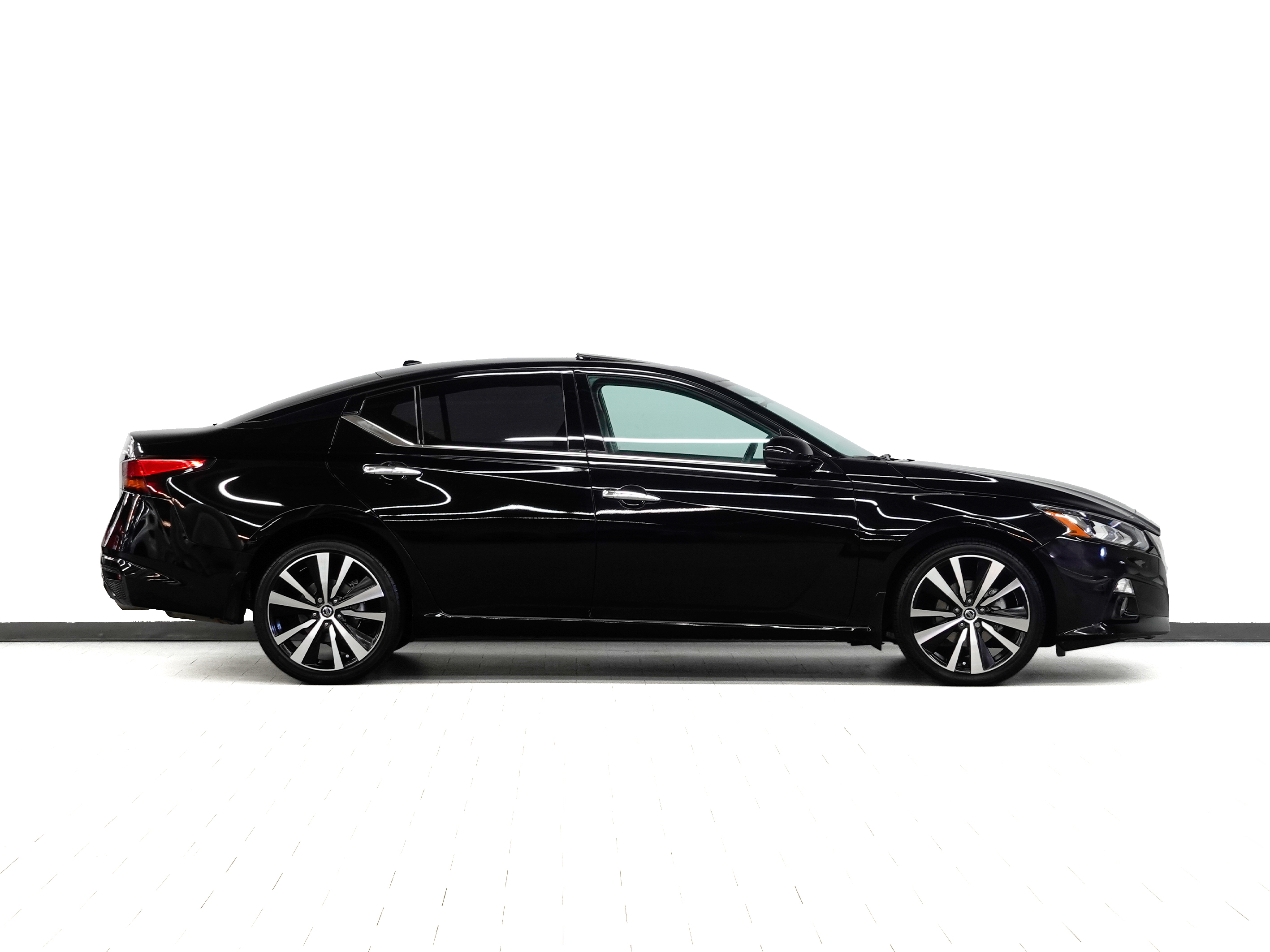 Nissan Altima 2021