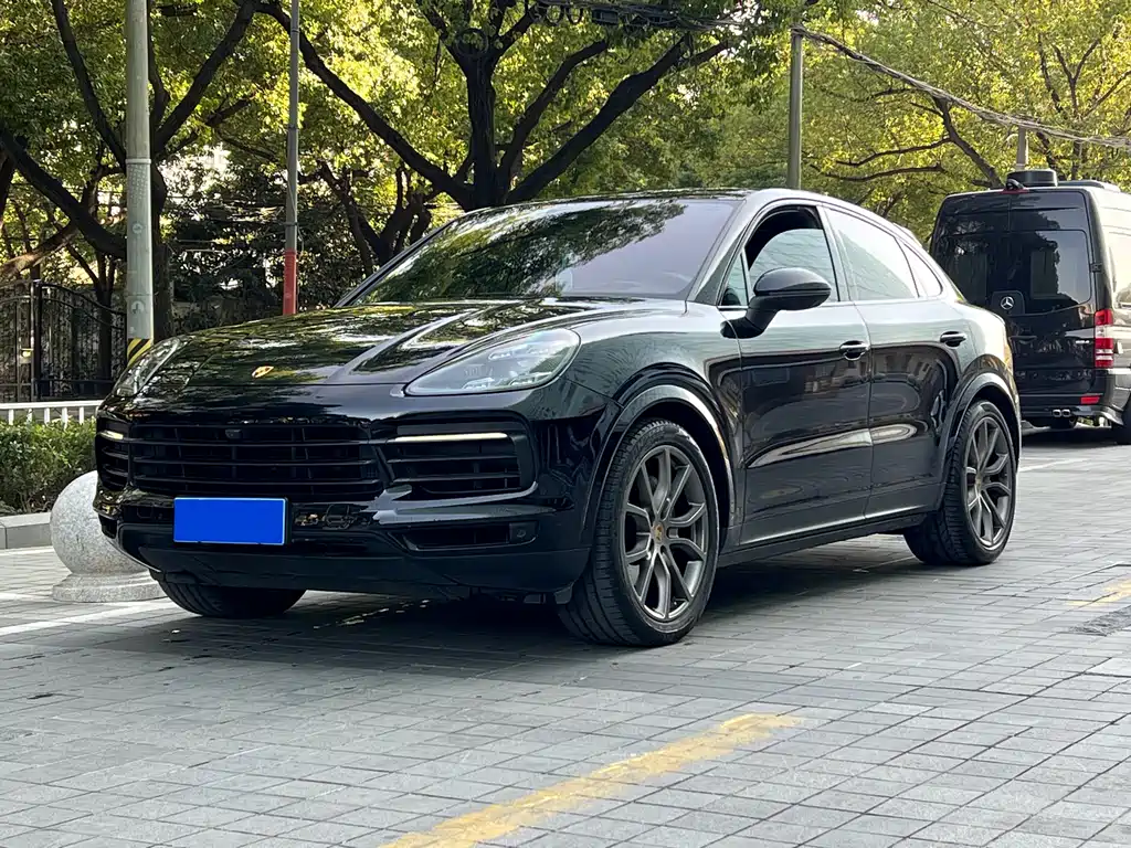 Porsche Cayenne 2021