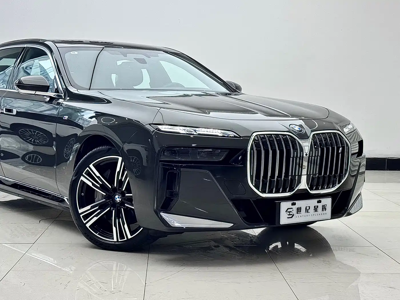 BMW i7 2025
