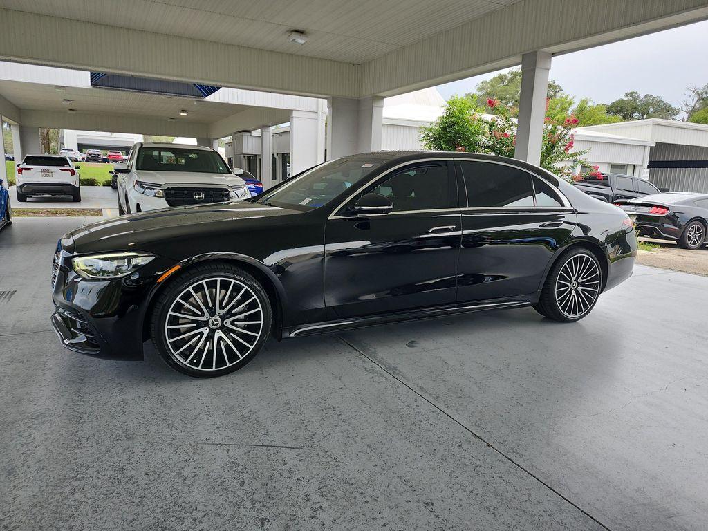 Mercedes-Benz S-Класс 2022