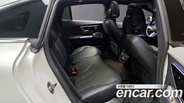 Mercedes-Benz EQE 2023