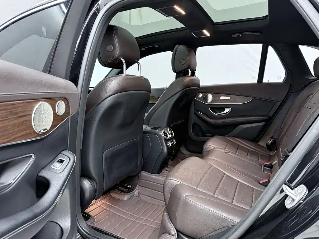 Mercedes-Benz GLC 2021