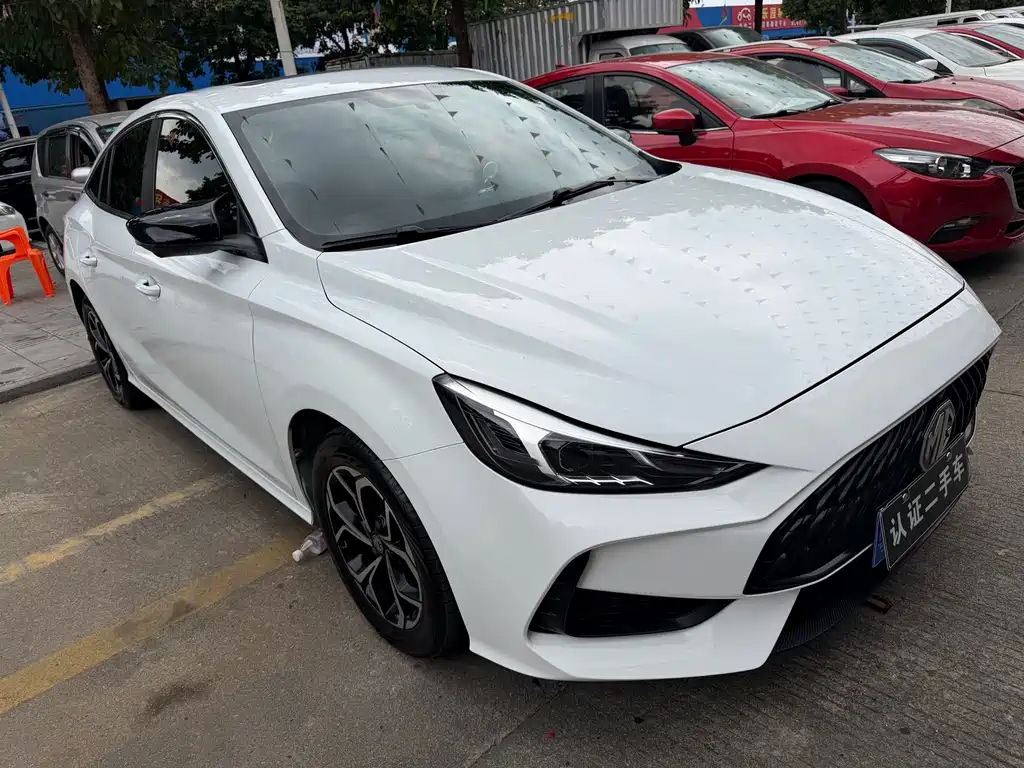 MG MG5 2022