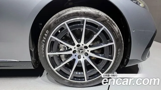 Mercedes-Benz EQS 2021