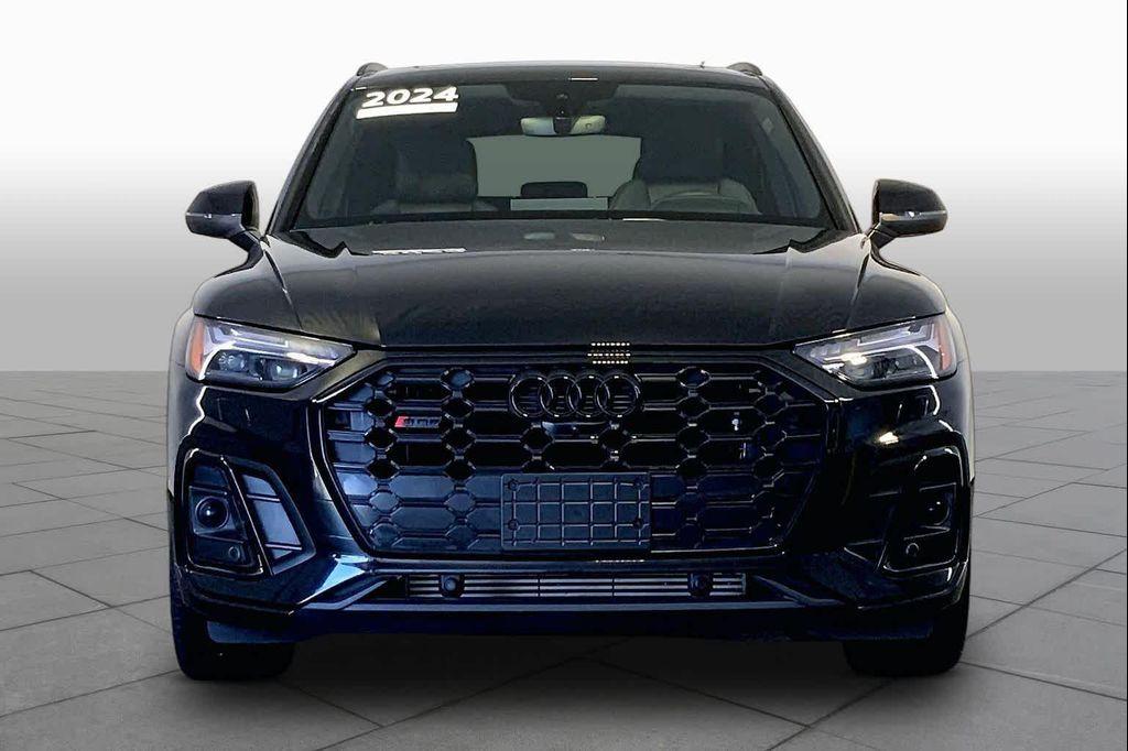 Audi SQ5 2024