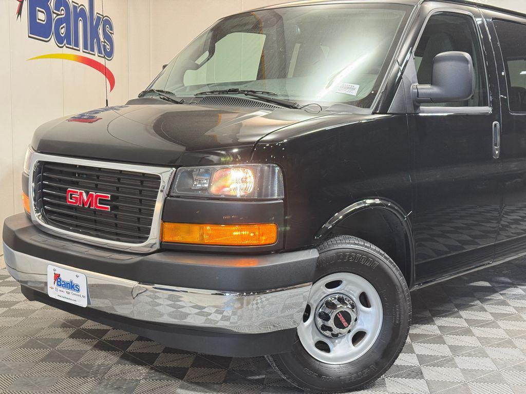 GMC Savana 2025