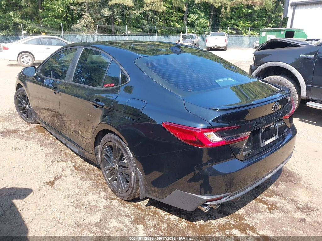 Toyota Camry 2025