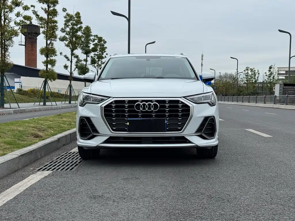 Audi Q3 2022