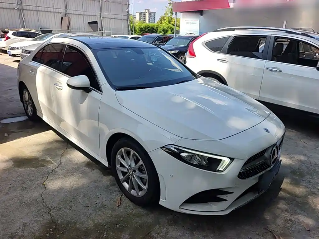 Mercedes-Benz A-Класс 2021