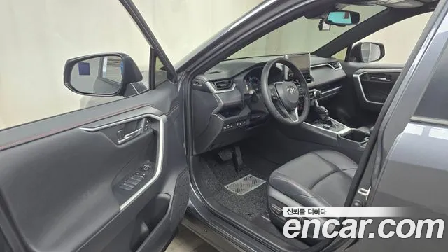 Toyota RAV4 2025