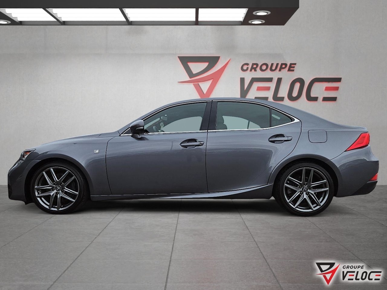 Lexus IS 2020