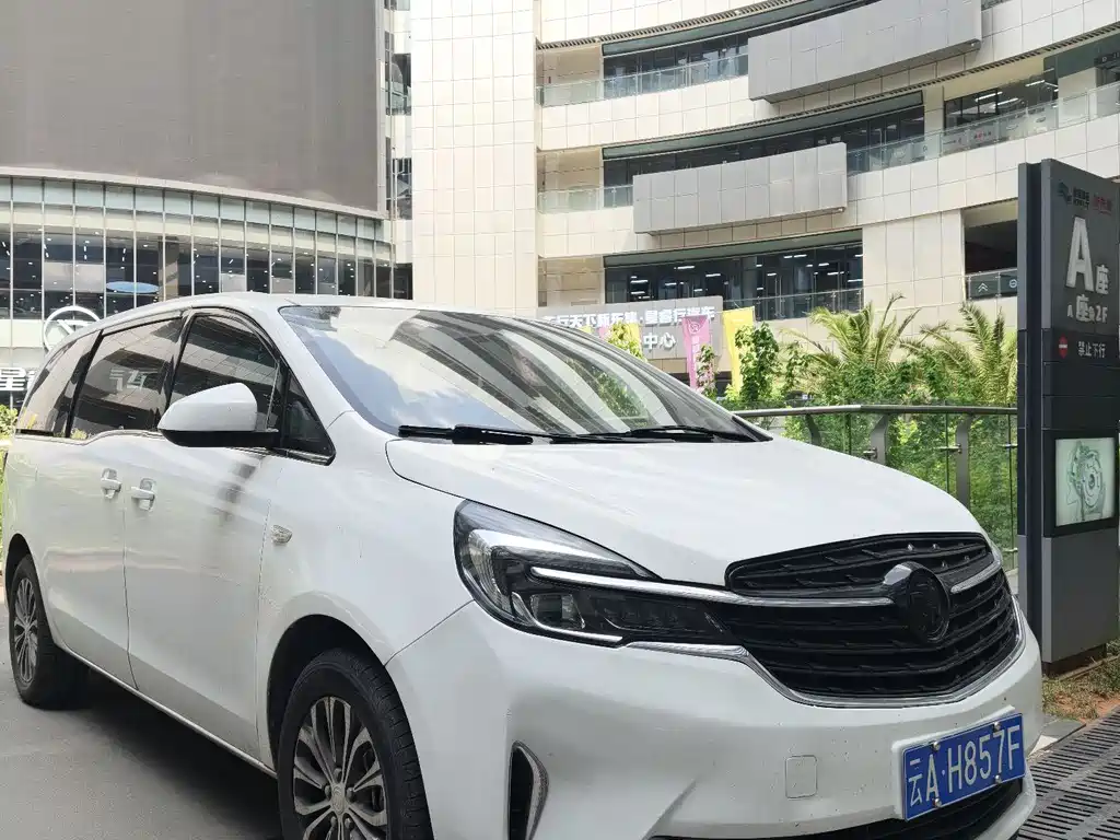 Buick GL8 2021