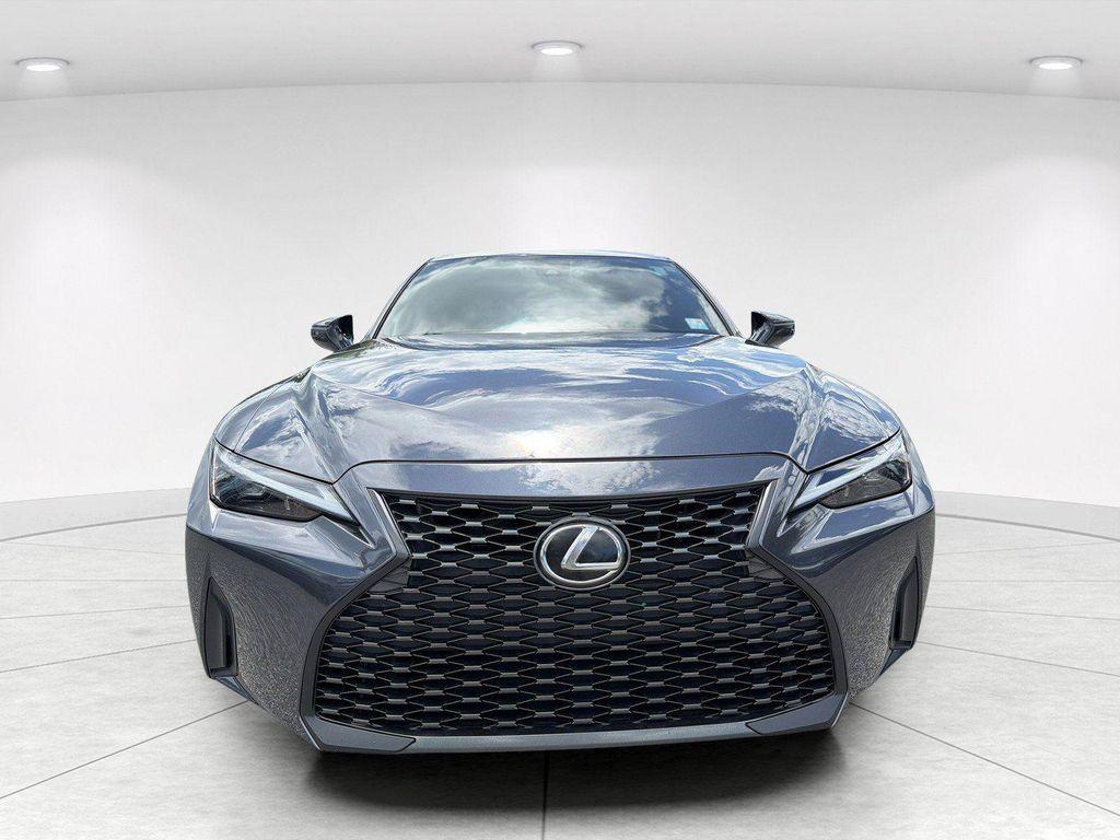 Lexus IS 300 2021