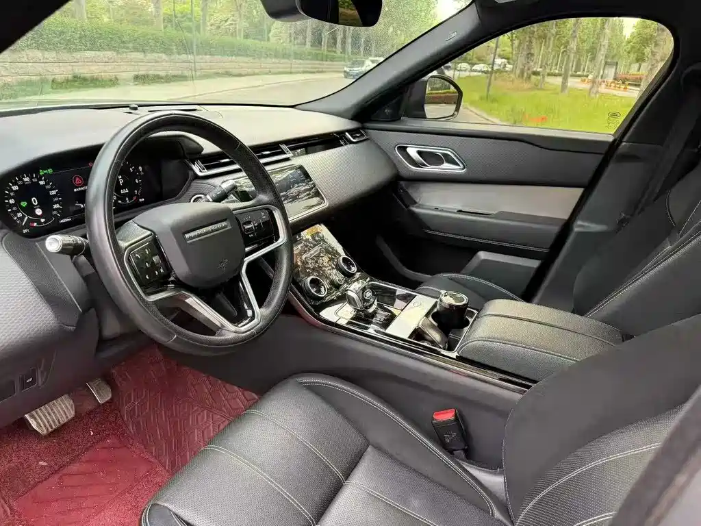Land Rover Range Rover Velar 2021