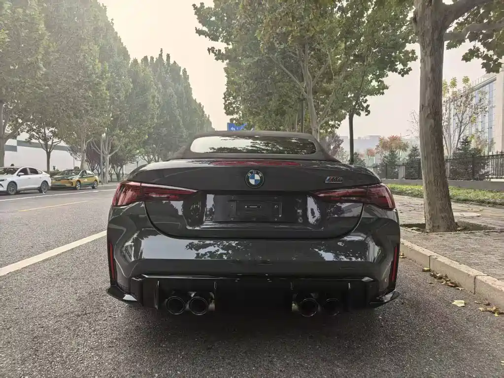 BMW M4 2024