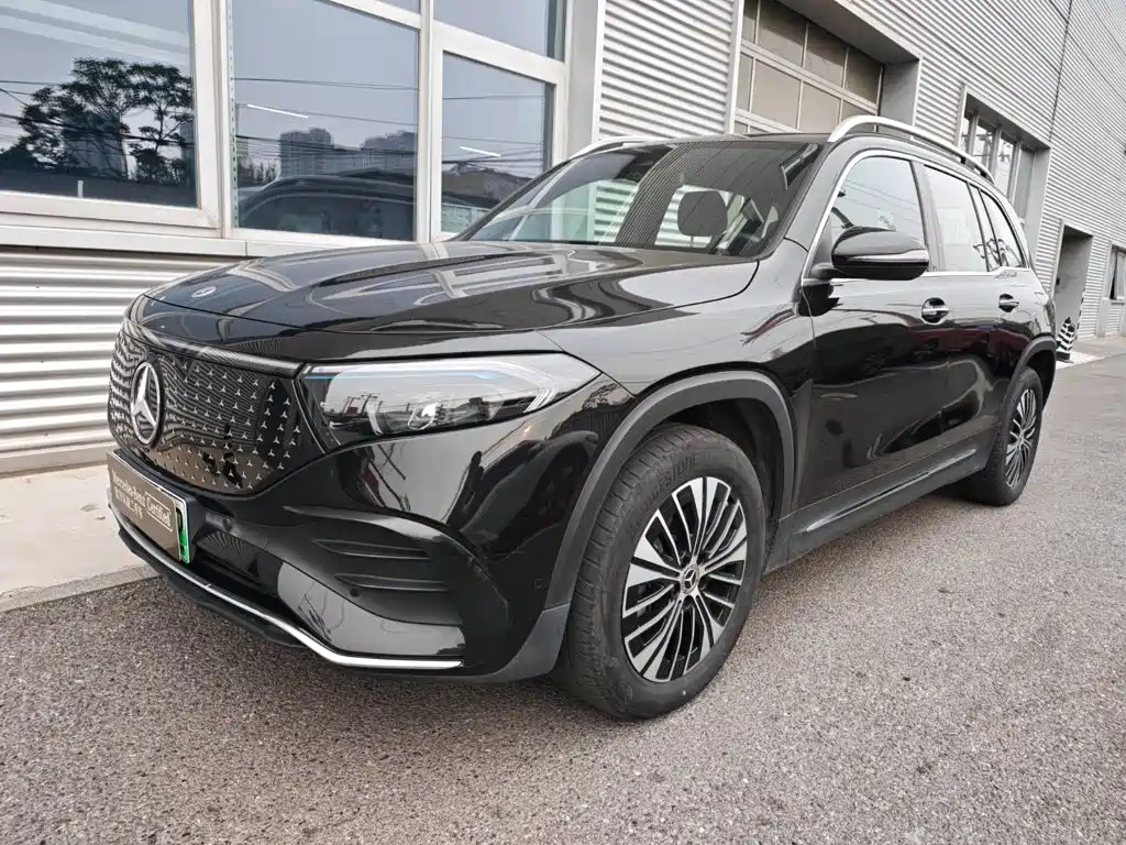 Mercedes-Benz EQB 2024