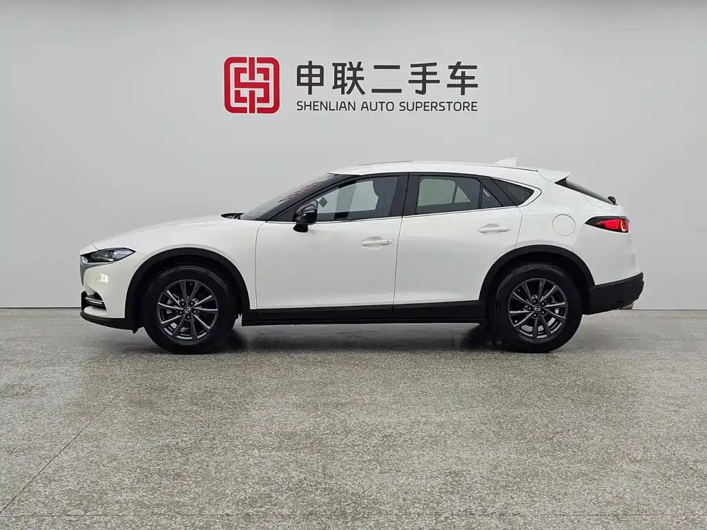 Mazda CX-4 2021
